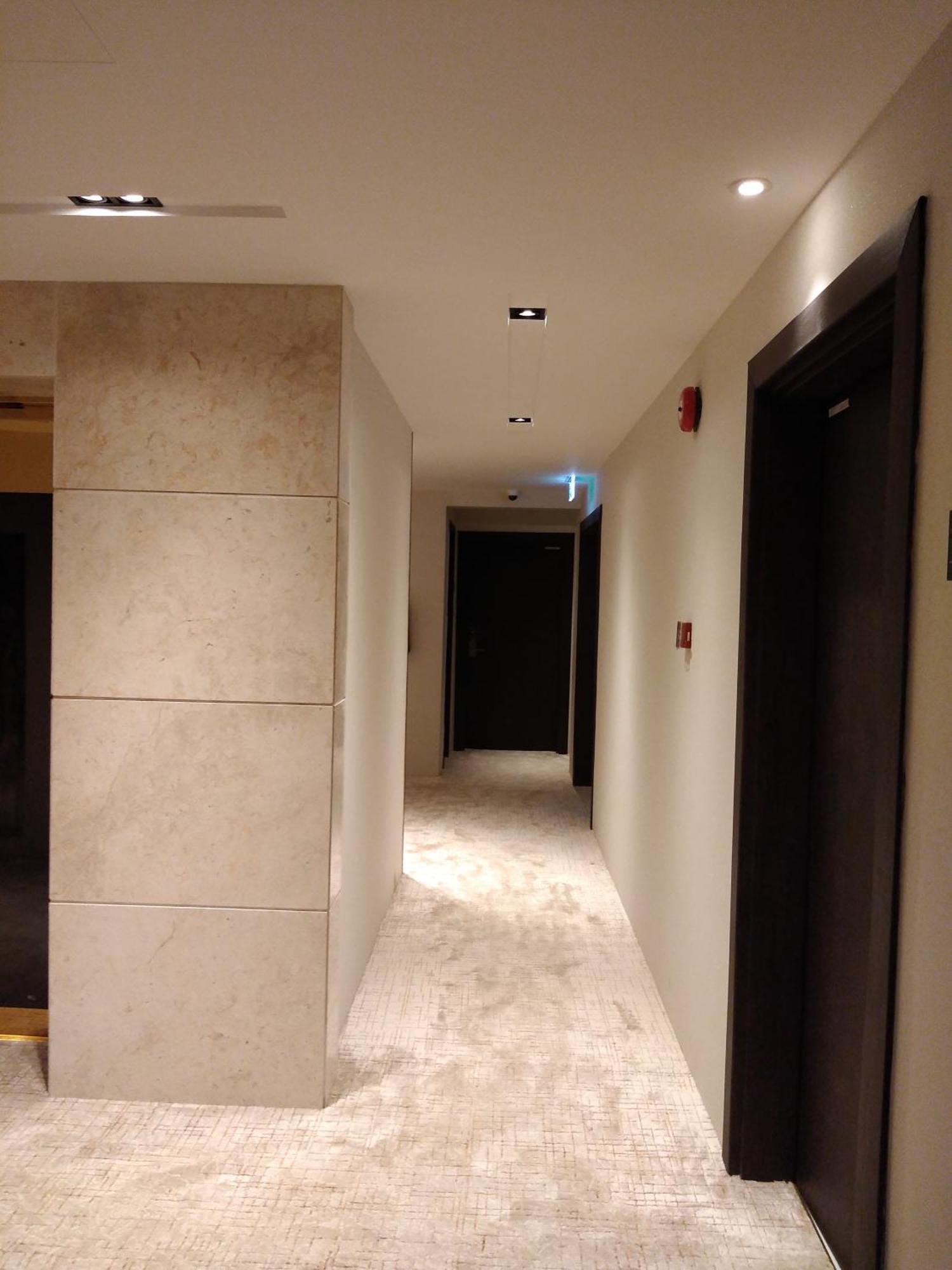Nebula Hotel 두쿰 외부 사진
