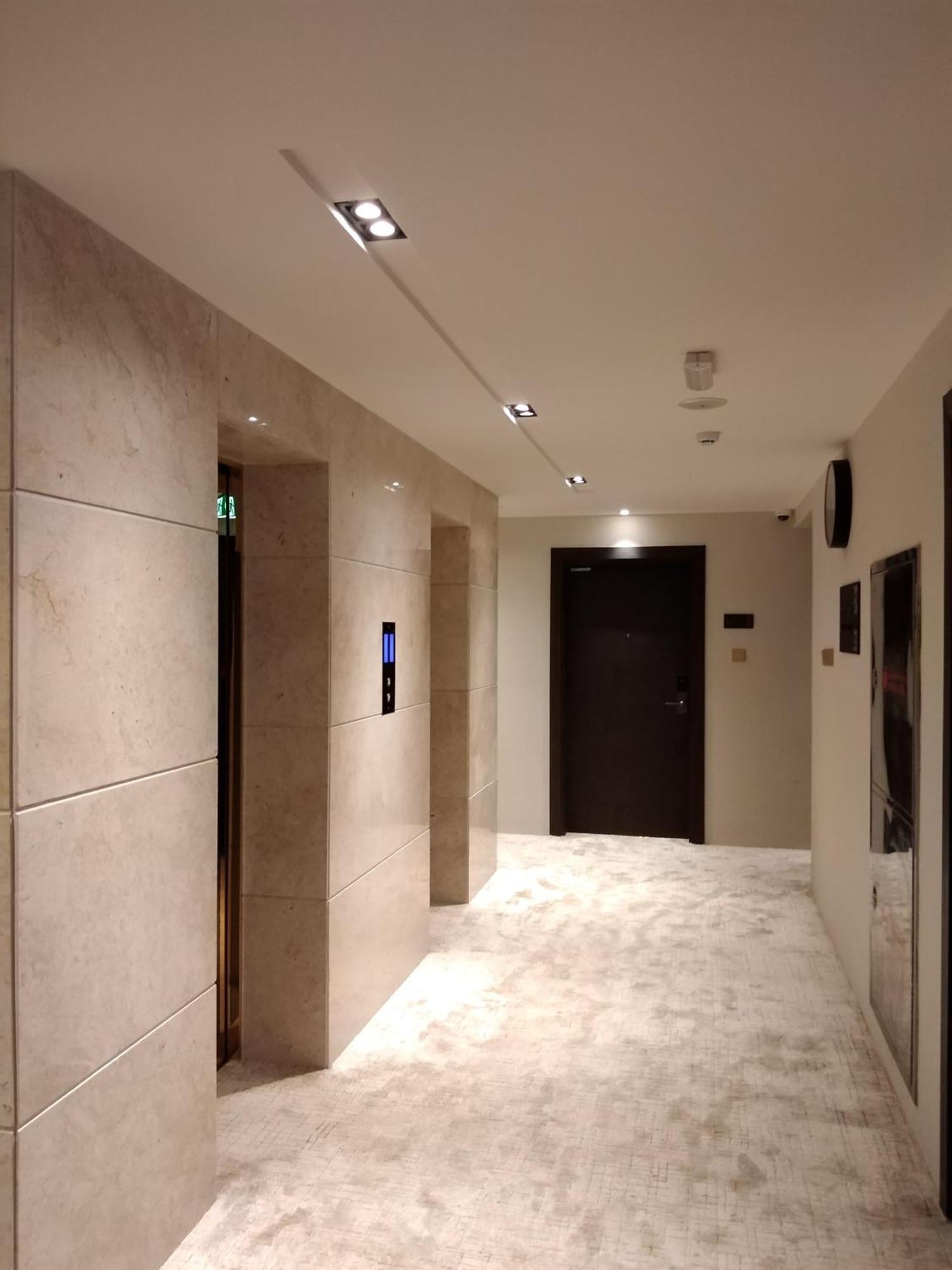 Nebula Hotel 두쿰 외부 사진