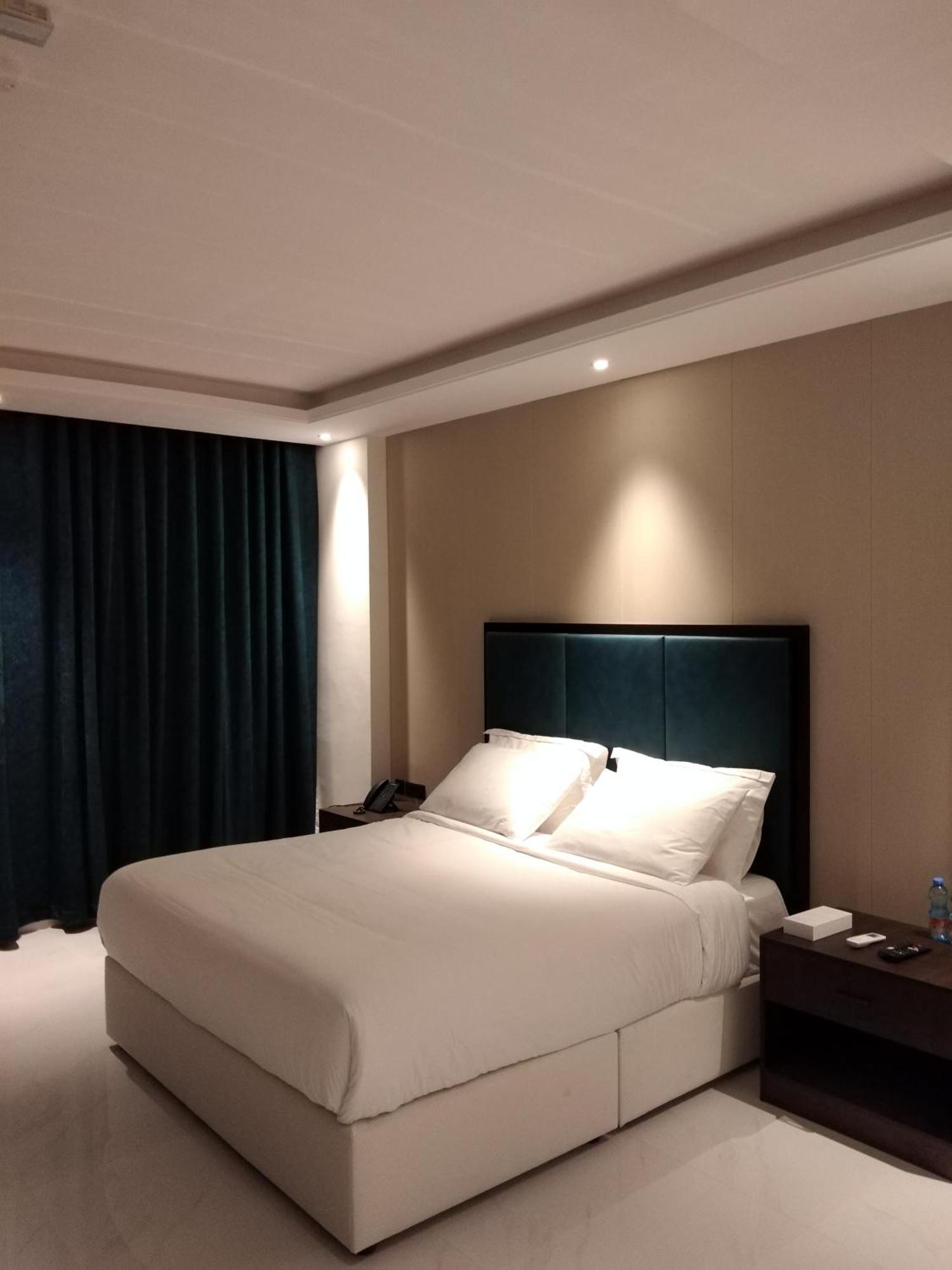 Nebula Hotel 두쿰 외부 사진